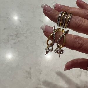 Crossover hoop ear rings & ring size 6